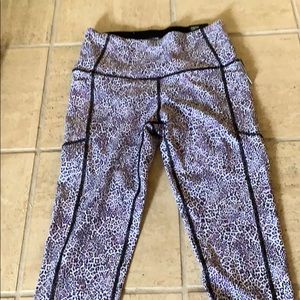 Victoria’s Secret Knockout Capri workout